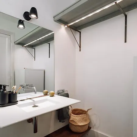 Zuheros - 2 Bedrooms In Eixample Dreta *