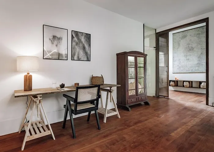 Zuheros - 2 Bedrooms In Eixample Dreta * Barcelone