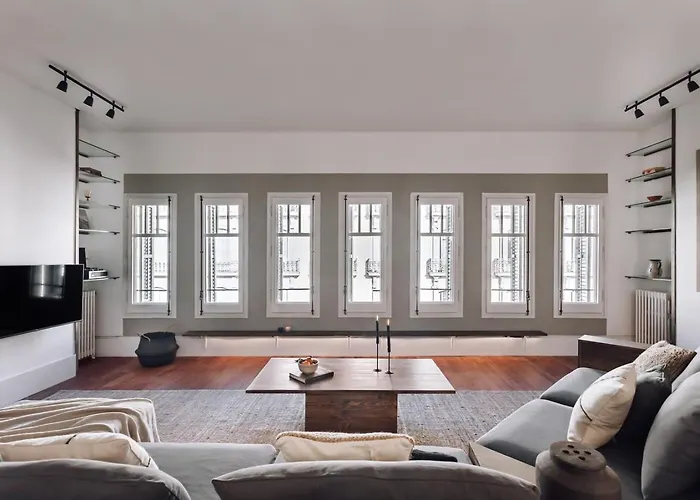 Zuheros - 2 Bedrooms In Eixample Dreta Appartement *